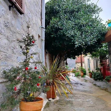 Nektarios Neápolis