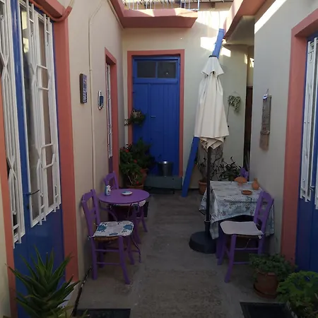 Nektarios * Neápolis